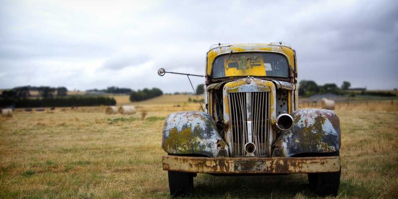 复古风格遇见未来科技：蓝博科技智慧能源管理平台如何助力企业实现碳中和与节能降耗